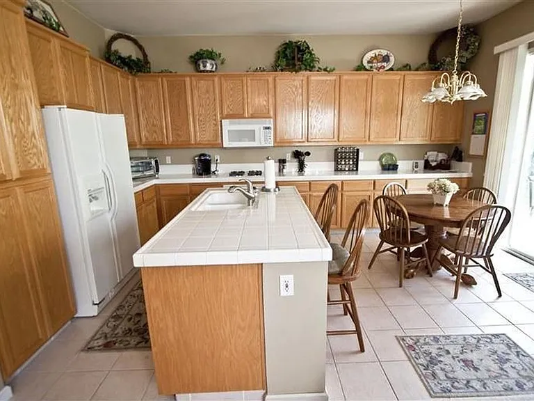 1236 Casual Ln — Photo 4