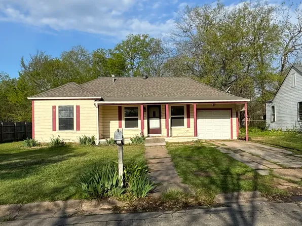 1909 Liberty St, Bonham, TX 75418