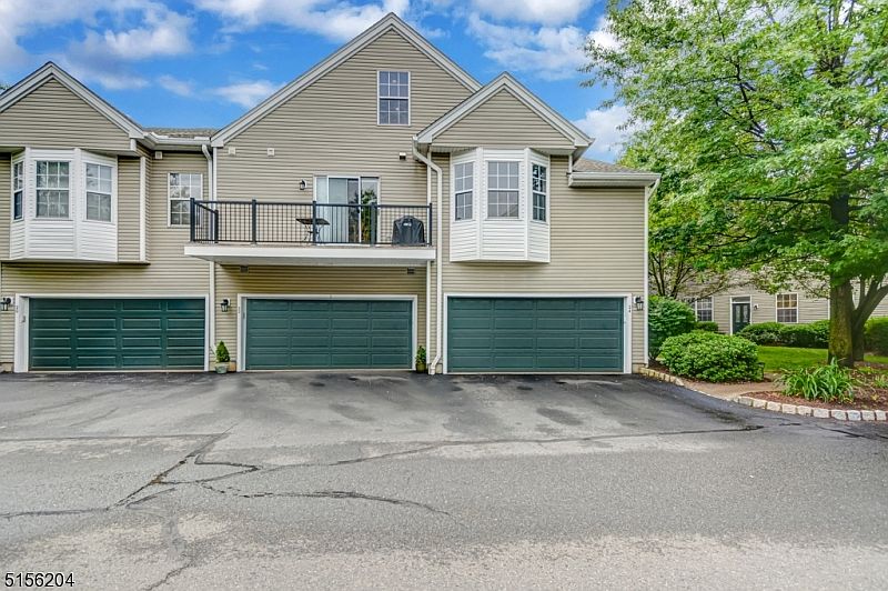 24 Four Oaks Rd, Bedminster, NJ 07921 Zillow