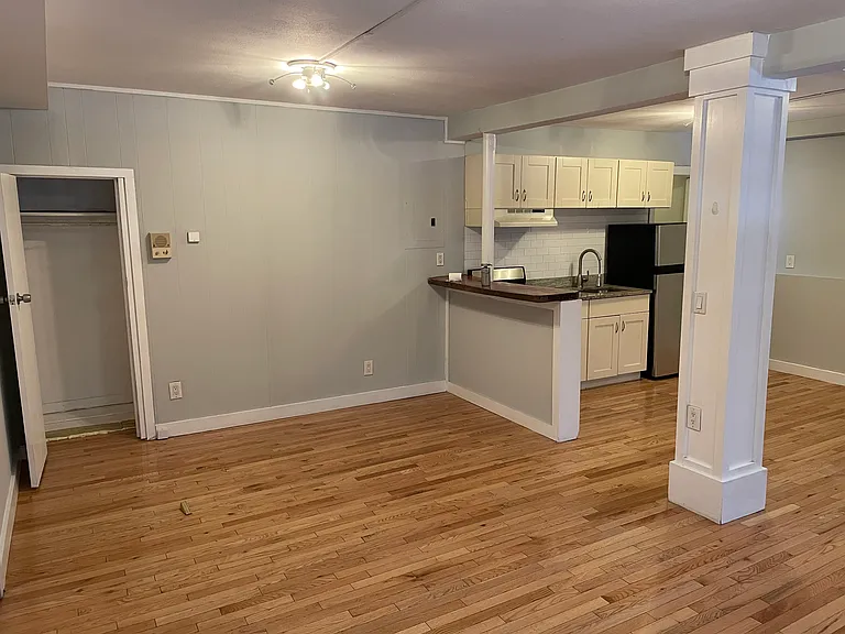 335 Fountain St #1B — Photo 3
