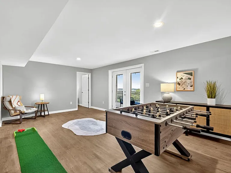 351 Donna Ct #ID1526870P — Photo 98