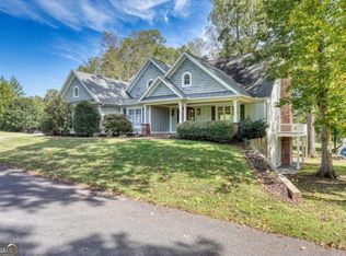 609 Cypress Pointe Ln, Hayesville, NC 28904