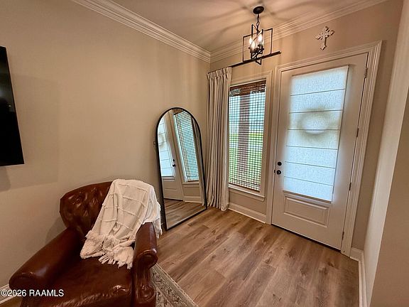 3rd image of 308 Berchman Oaks Dr