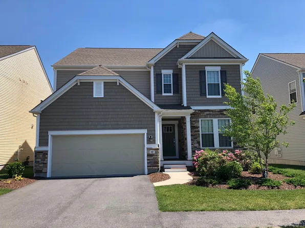 140 Stonehaven Dr, South Weymouth, MA 02190