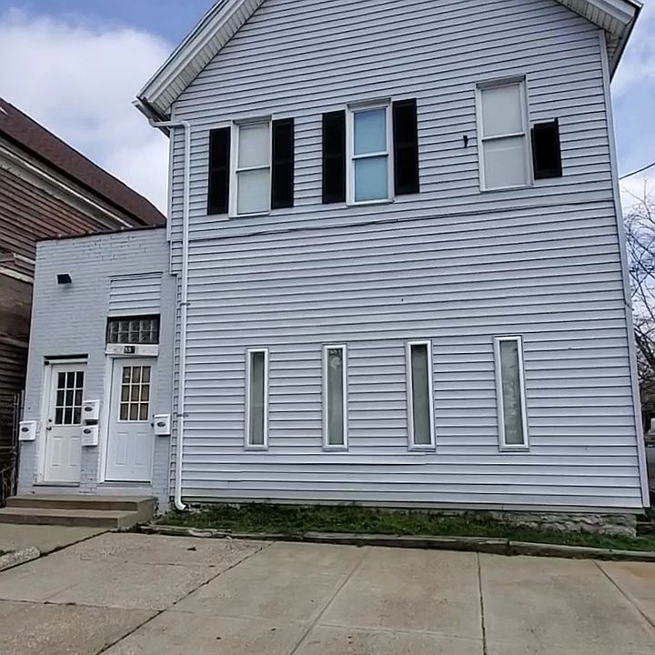 1st image of 887 Prospect Ave