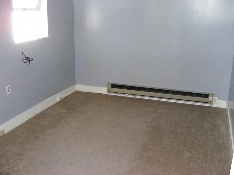 500 W Main St — Photo 2