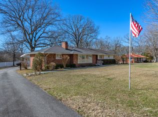 110 Hilltop Rd, Dickson, TN 37055