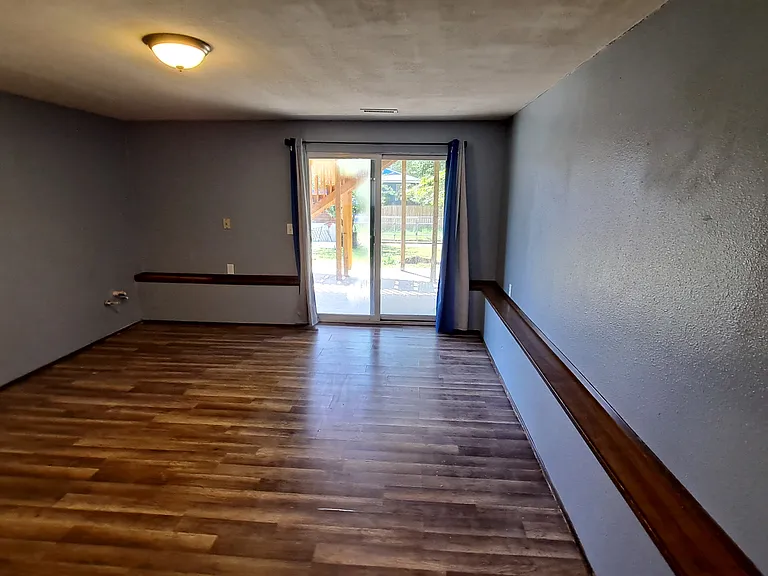 1316 S Woodlawn St — Photo 49