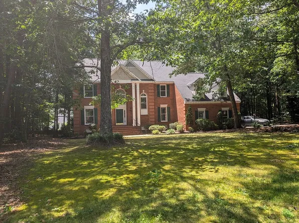 5806 Fox Briar Way, Midlothian, VA 23112