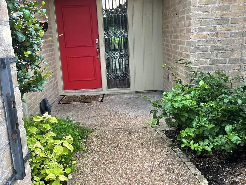 314 Fox Briar Ln