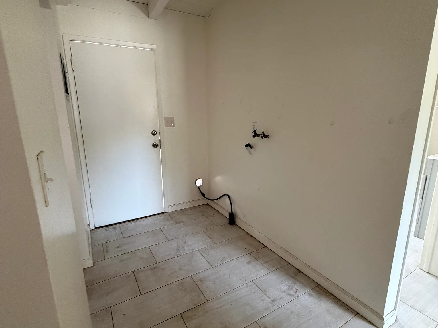2 bed, 1200 sqft, $2,895 — Photo 4