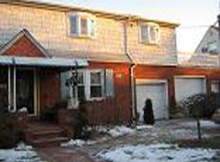 64 Hommell St, Valley Stream, NY 11580