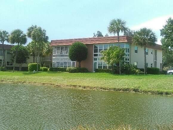 1st image of 31 Vista Gardens Trl