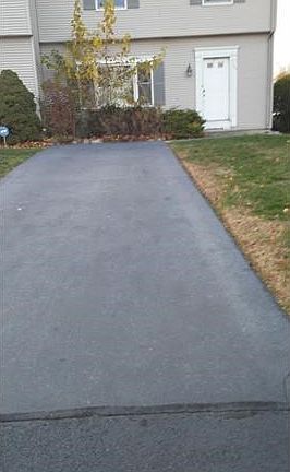 4th image of 102 Zugibe Ct