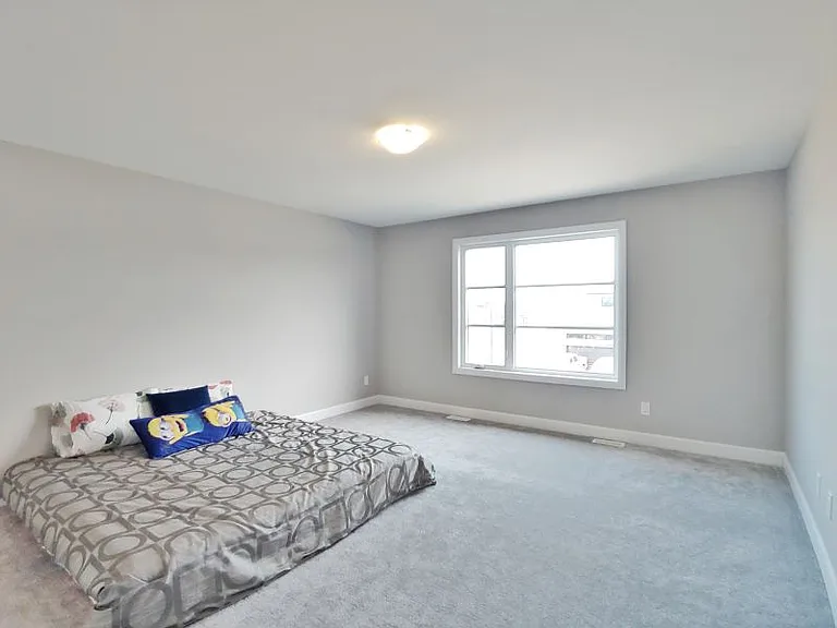 321 Moonlight Dr — Photo 8