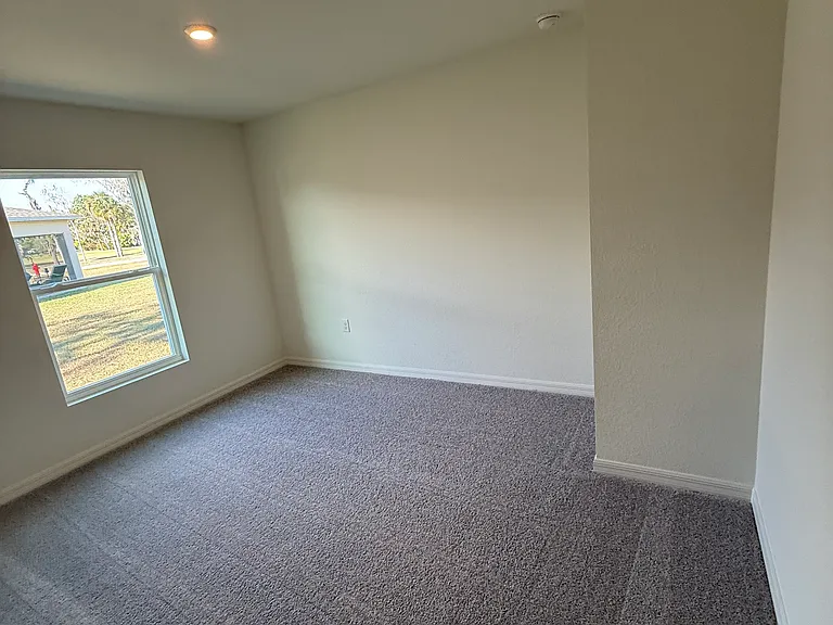 860 Friendship Cir — Photo 8