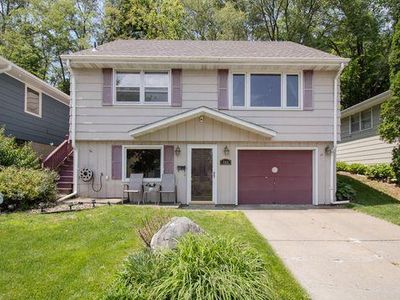 742 8th Ave S, South Saint Paul, MN, 55075