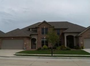 1100 Marcassin Dr, Columbia, MO 65201