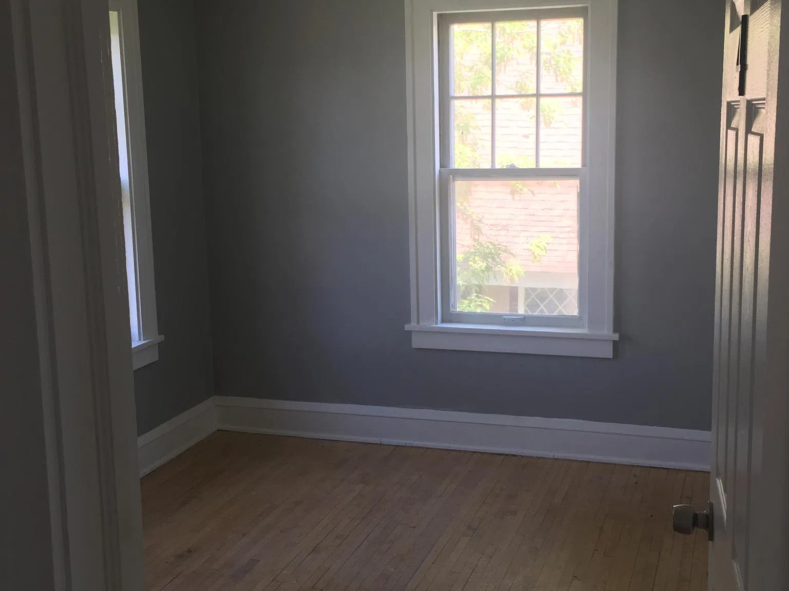 1855 Wallace Ave — Photo 4