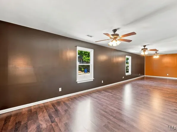 331 Central Ave, Festus, MO 63028