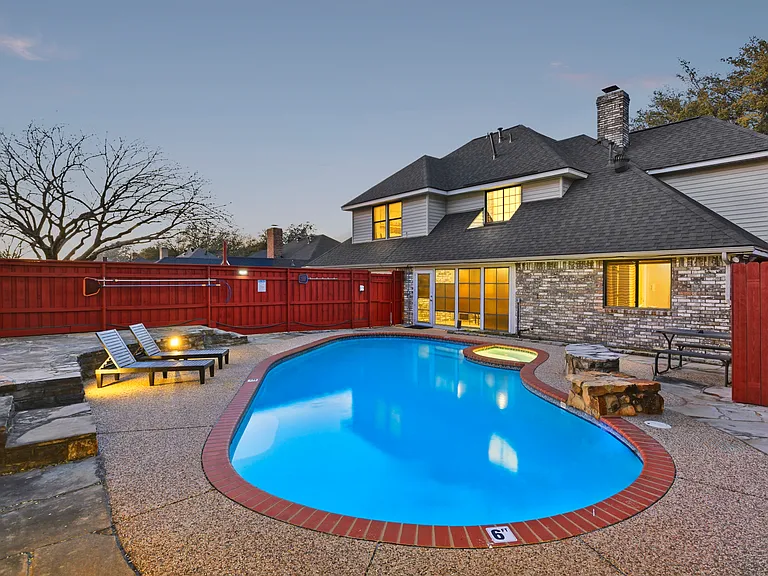 1424 Cobblestone Dr — Photo 38