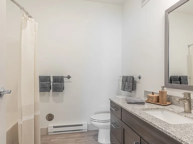 Tidewater Apartments | Three Bed Bathroom