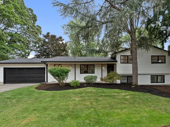 6225 SW Cross Creek Dr, Beaverton, OR 97078