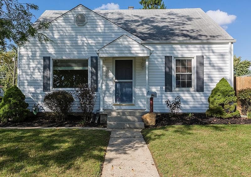 1st image of 3390 Woodlawn Ave