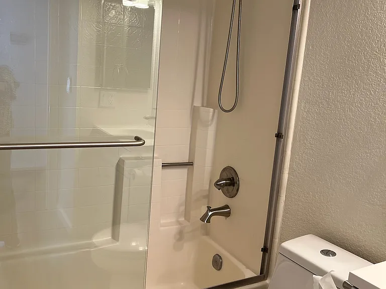 15111 Freeman Ave #1 — Photo 14