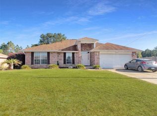 5869 Westmont Rd, Milton, FL 32583