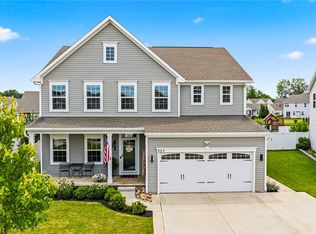 527 Birkdale Cir, Painesville, OH 44077