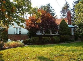 353 E McMurray Rd, Mcmurray, PA 15317