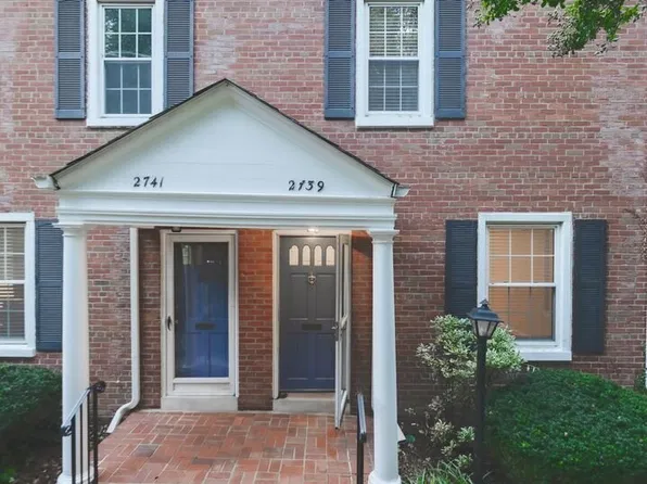 2739 S Buchanan St, Arlington, VA 22206