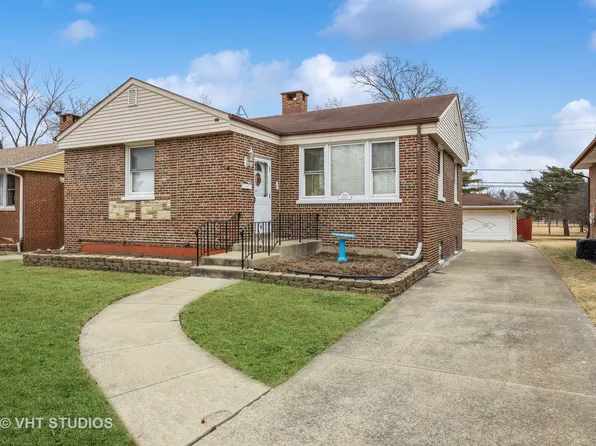 1933 Balmoral Ave, Westchester, IL 60154