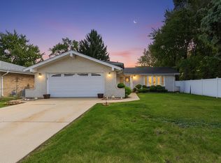 5815 W 87th Pl, Oak Lawn, IL 60453