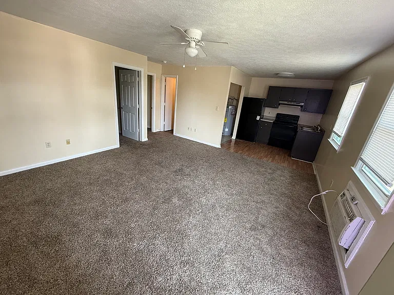 705 Sizemore Dr #3 — Photo 4