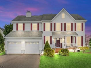 7 Wolverton Ln, Hillsborough Twp., NJ 08844