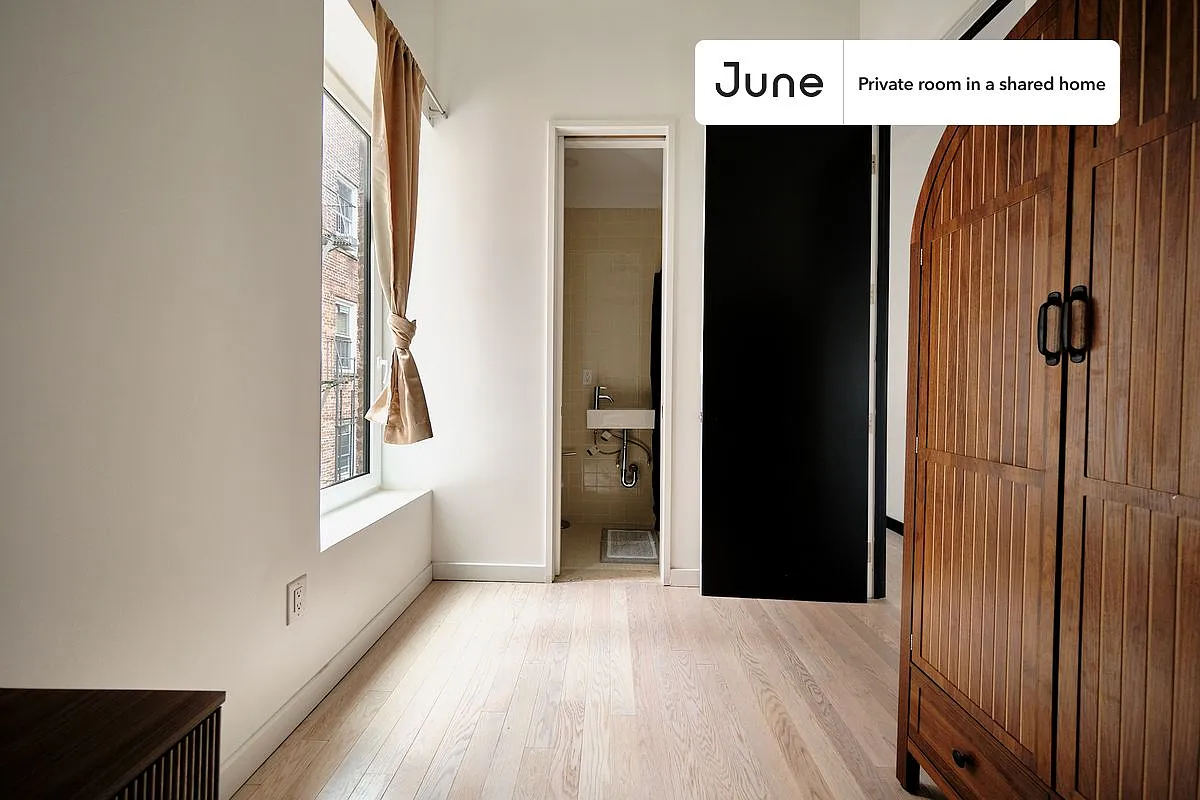 Twin bedroom in 4 bed/4 bath home in Ditmas Park #1895 B — Photo 3