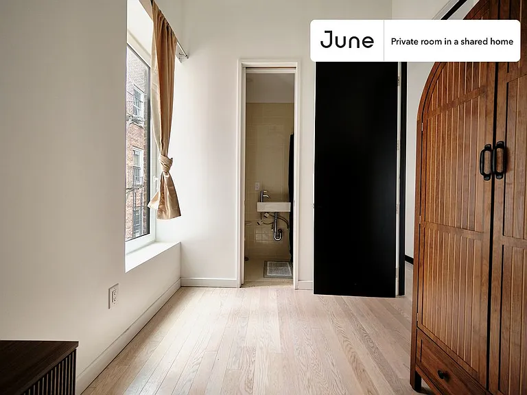 624 E 17th St #B — Photo 3