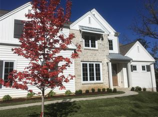 10331 Lylewood Dr, Saint Louis, MO 63131