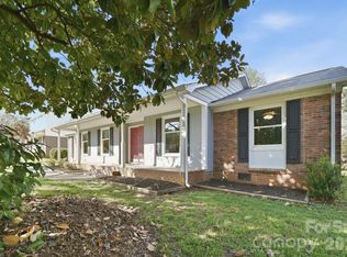 13657 Idlewild Rd, Matthews, NC 28105