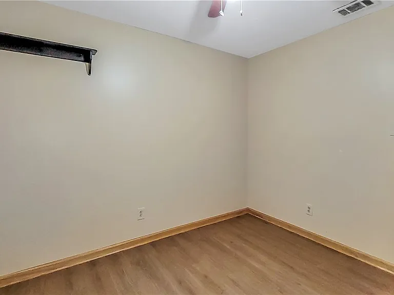 304 Olmstead Pl — Photo 11