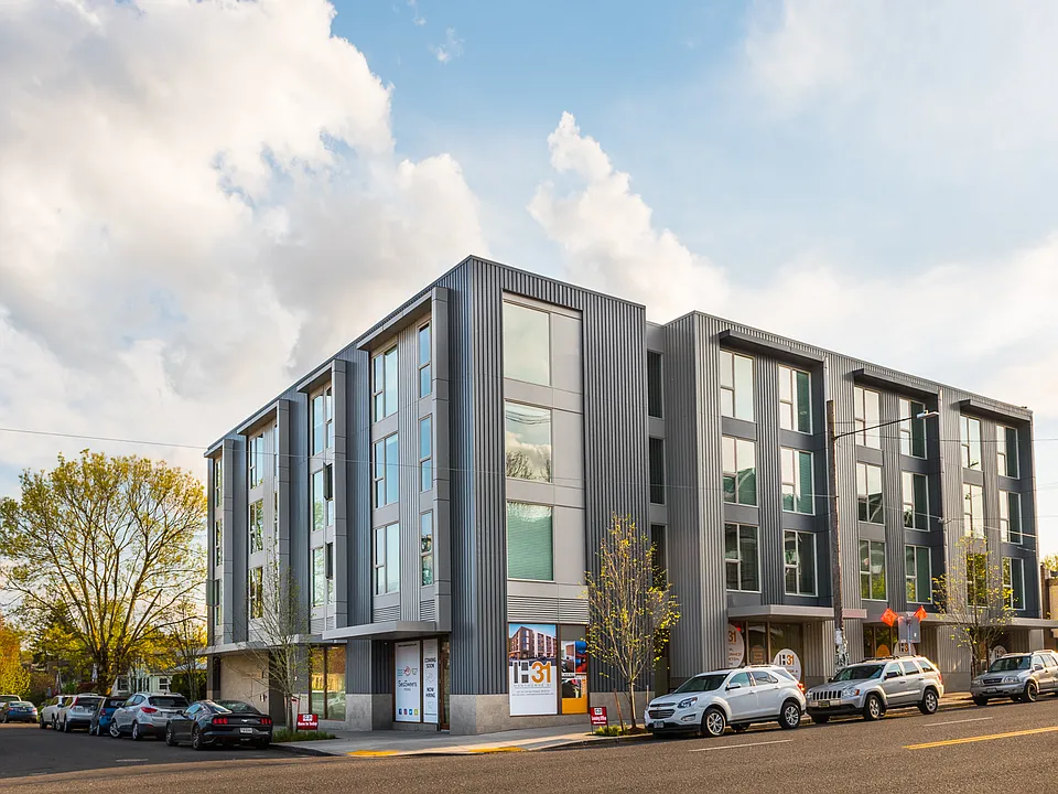 Hawthorne 31