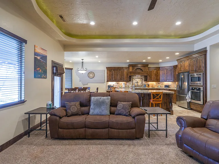 2732 S 4010 W — Photo 10
