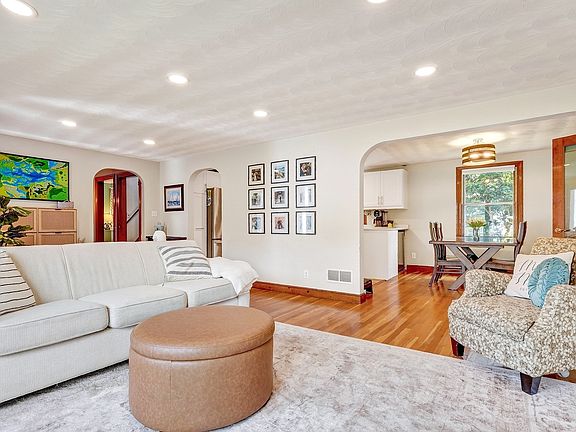 4th image of 6 Sprucewood Rd