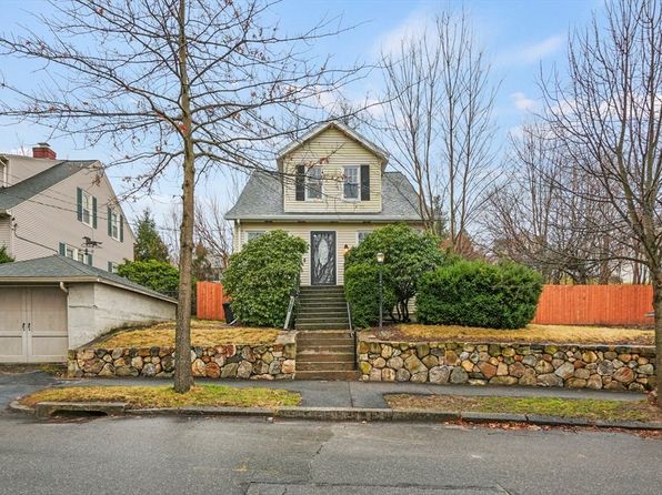 100 King Philip Rd, Worcester, MA 01606