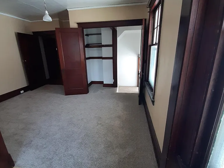 110 Lafayette Ave SE #3 — Photo 9