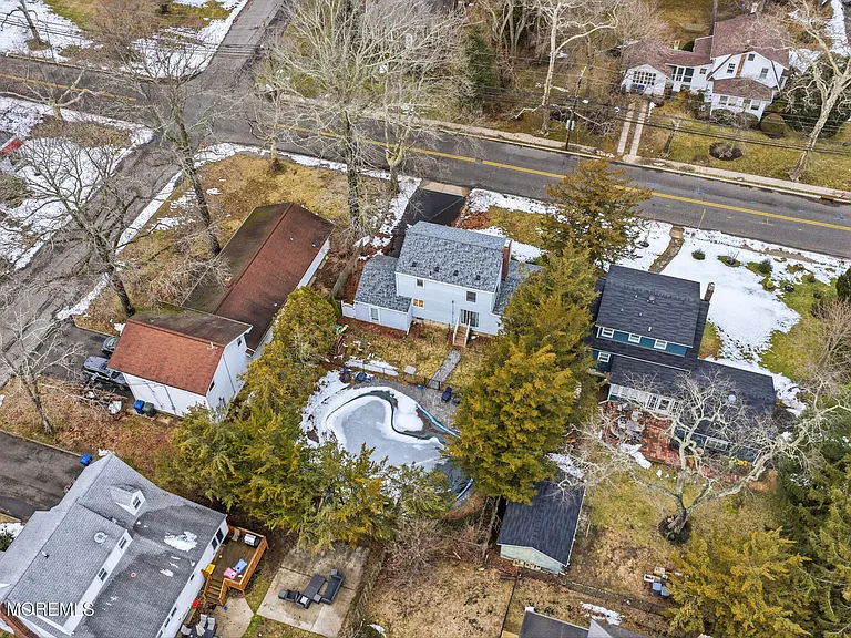 416 Roosevelt Ave — Photo 37