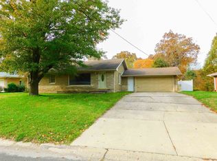 208 Fairoaks Ct, Bartonville, IL