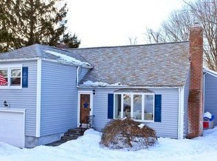 2961 S Deerfield Ave, Yorktown Heights, NY 10598
